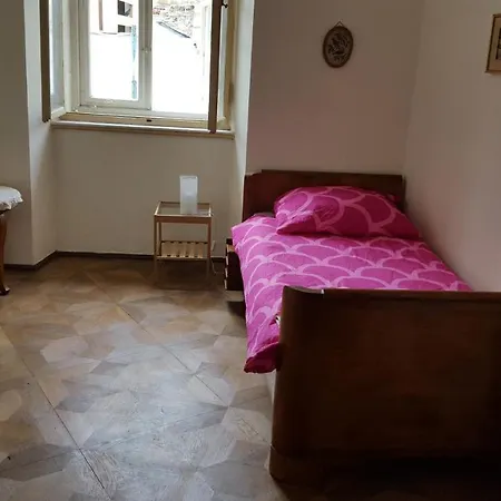 Residenz Sissy דירה *
